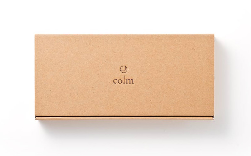 colmのレザートレーMサイズは専用BOXに入れてお届けします