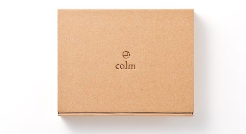 colmのレザートレーSサイズは専用BOXに入れてお届けします