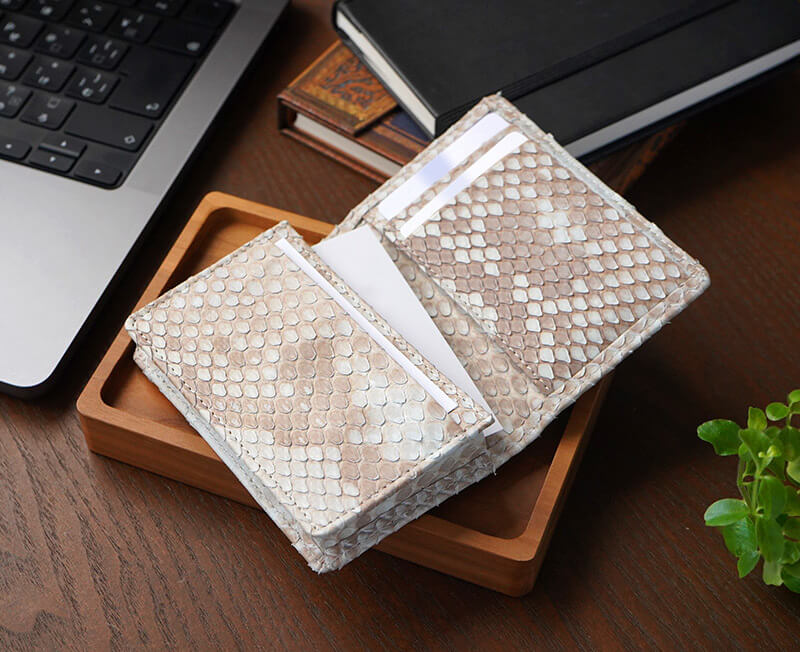 ダイヤモンドパイソン 名刺入れ