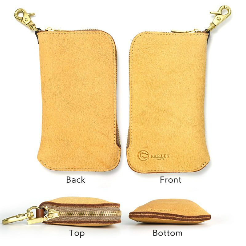 日本国内では希少なフィンランドエルクレザー(鹿革)を使ったスマホケース。柔らかく極厚な革があなたのスマホを守ります。