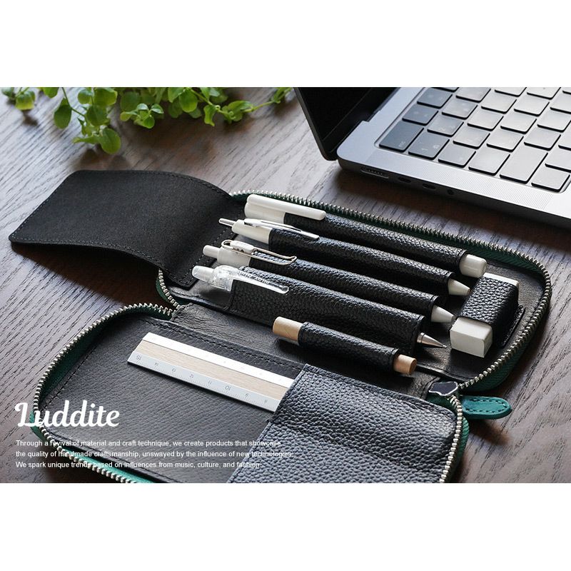 ラウンドファスナー ペンケース 本革 レザー ブランド おしゃれ シンプル 使いやすい 仕切り 社会人 筆箱 おすすめ 男性 女性 メンズ