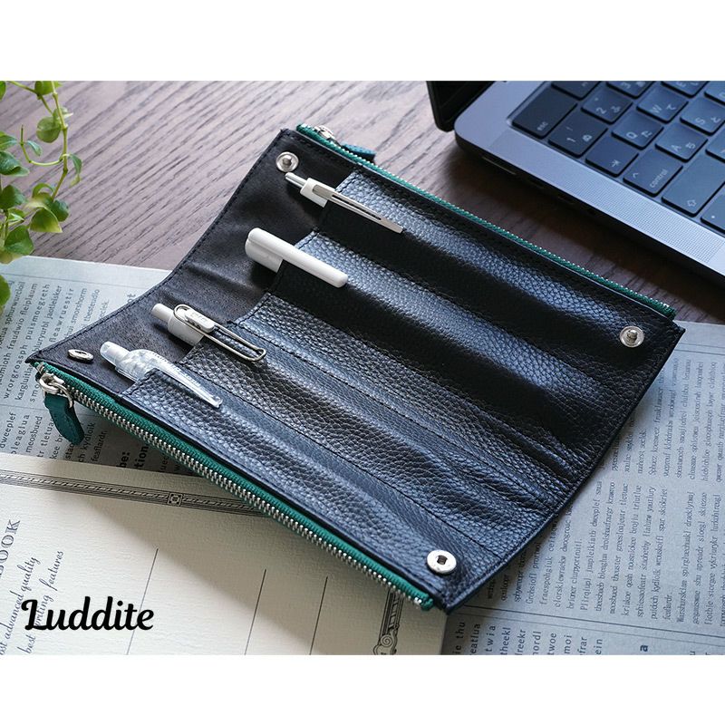 ラダイト ペンケース 2ポケット おしゃれ 革 ブランド シンプル スリム コンパクト 高級 本革 フラット 一本ずつ 仕切り 付き 楽天