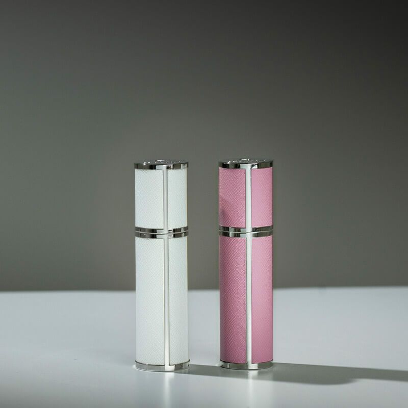 アトマイザー トラヴァーロ TRAVALO 香水 詰め替えチャージ 簡単スプレー 5ml スリム香水 携帯持ち運び